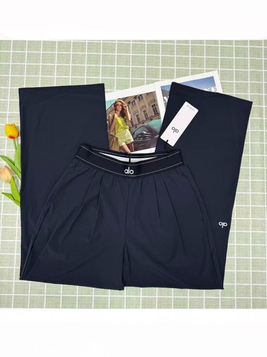 ALO Yoga Pants - NWT💙 ALO Yoga Navy Blue Tailored Pants (Regular:30inch) Relaxed |Quiet Luxury😃